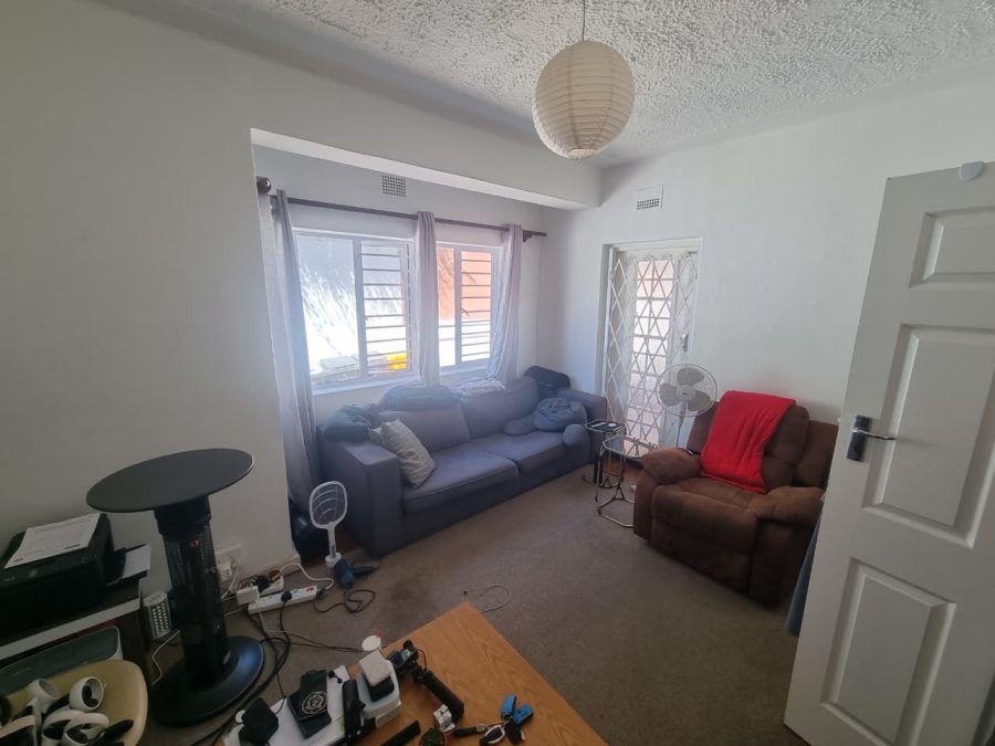 To Let 1 Bedroom Property for Rent in Gardens Western Cape